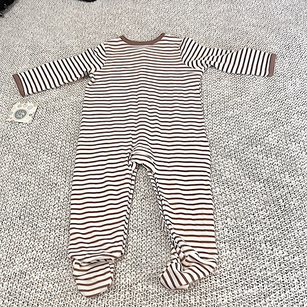 Baby 9 Month Footies Onsie PJs Brown & Crean Striped Giraffe by Little Me (New)